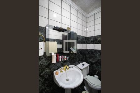 Casa à venda com 180m², 5 quartos e 2 vagasBanheiro 2