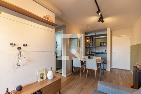 Sala de apartamento para alugar com 2 quartos, 51m² em Vila Scarpelli, Santo André
