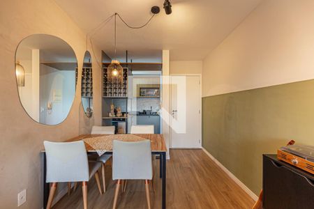 Sala de apartamento para alugar com 2 quartos, 51m² em Vila Scarpelli, Santo André