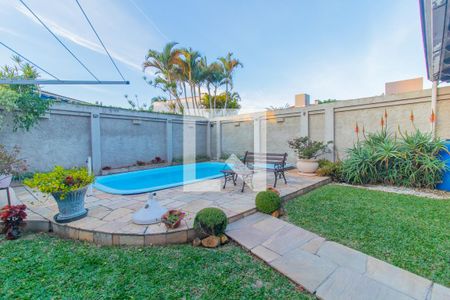 Casa à venda com 275m², 3 quartos e 2 vagasÁrea comum - Piscina