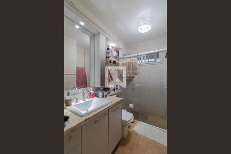 Casa à venda com 275m², 3 quartos e 2 vagasBanheiro