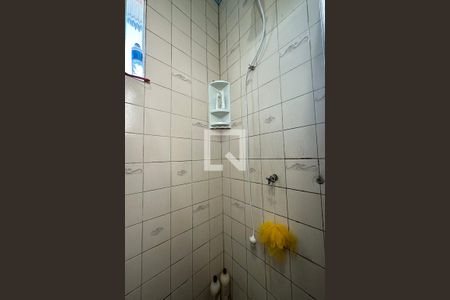 Casa à venda com 180m², 3 quartos e 2 vagasBanheiro