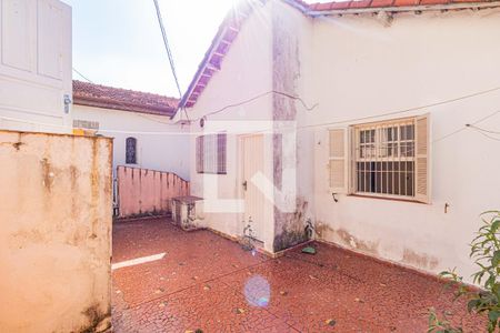Casa à venda com 260m², 5 quartos e 2 vagasQuintal