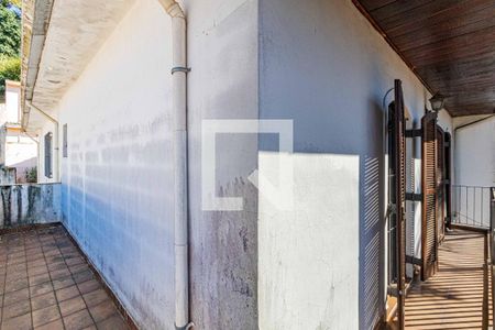 Casa à venda com 260m², 5 quartos e 2 vagasCasa 02 - Varanda