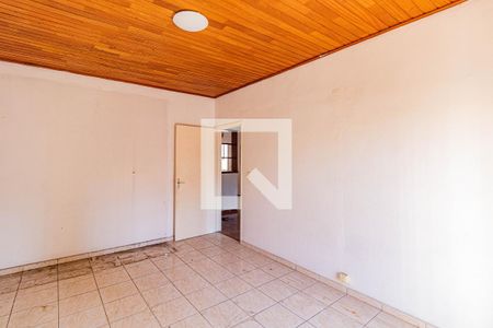 Casa à venda com 260m², 5 quartos e 2 vagasCasa 02 - Quarto 01