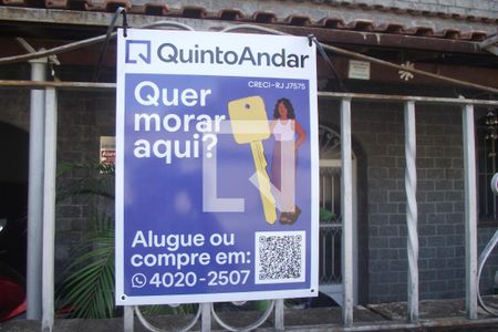 Casa à venda com 300m², 4 quartos e 1 vagaFachada