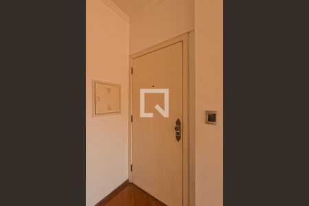 Apartamento à venda com 75m², 2 quartos e 2 vagasEntrada