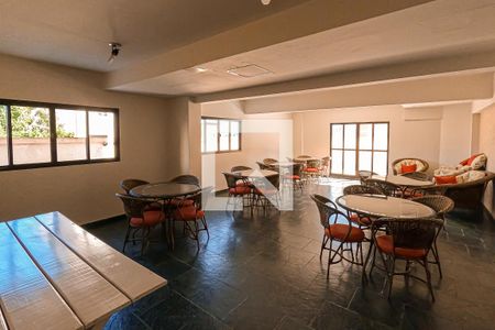 Apartamento à venda com 75m², 2 quartos e 2 vagasÁrea comum - Salão de festas