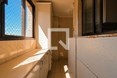 Apartamento à venda com 75m², 2 quartos e 2 vagasÁrea de Serviço