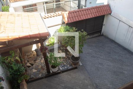 Casa à venda com 204m², 3 quartos e 4 vagas Casa à venda com 204m², 3 quartos e 4 vagasVista Quintal