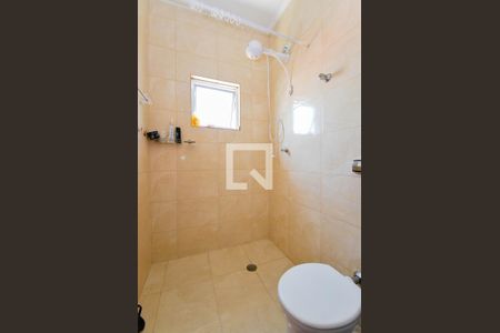 Casa para alugar com 100m², 3 quartos e 1 vaga Casa para alugar com 100m², 3 quartos e 1 vagaBanheiro Social