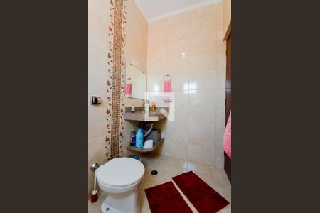 Casa para alugar com 100m², 3 quartos e 1 vaga Casa para alugar com 100m², 3 quartos e 1 vagaBanheiro Social