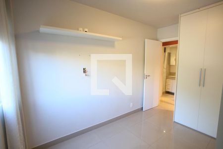 Quarto 1 de apartamento para alugar com 2 quartos, 60m² em Pechincha, Rio de Janeiro