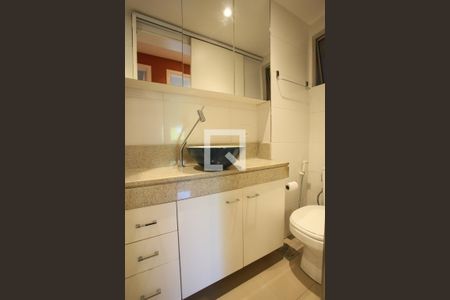 Apartamento para alugar com 60m², 2 quartos e 1 vaga Apartamento para alugar com 60m², 2 quartos e 1 vagaBanheiro