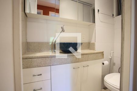 Apartamento para alugar com 60m², 2 quartos e 1 vaga Apartamento para alugar com 60m², 2 quartos e 1 vagaBanheiro
