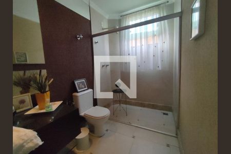 Casa à venda com 760m², 5 quartos e 5 vagasBanheiro 1