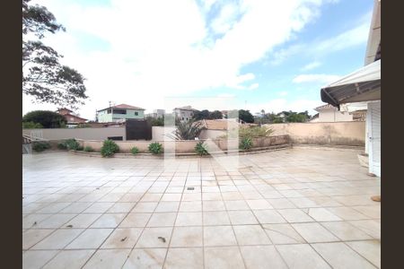 Casa à venda com 760m², 5 quartos e 5 vagasTerraço