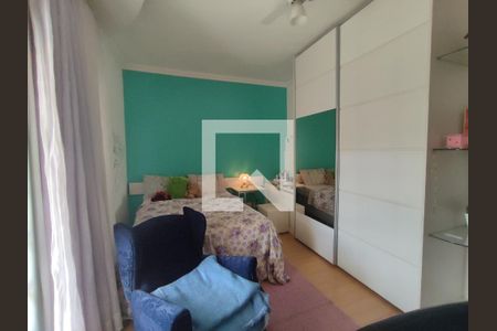 Casa à venda com 760m², 5 quartos e 5 vagasQuarto 3
