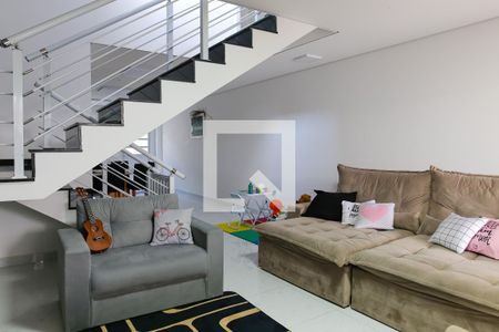 Sala de casa para alugar com 3 quartos, 181m² em Parque Erasmo Assunção, Santo André