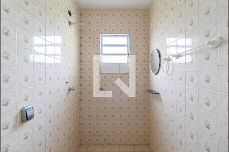 Casa para alugar com 175m², 2 quartos e 1 vaga Casa para alugar com 175m², 2 quartos e 1 vagaBanheiro da Suíte