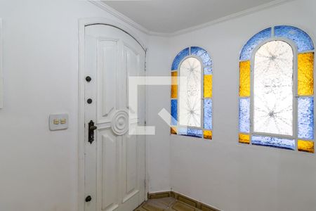 Casa para alugar com 175m², 2 quartos e 1 vaga Casa para alugar com 175m², 2 quartos e 1 vagaEntrada