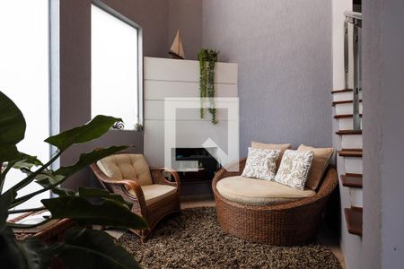 Sala de lareira de casa para alugar com 4 quartos, 540m² em São Paulo Ii (granja Viana), Cotia
