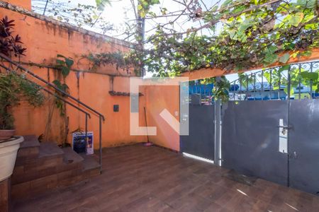 Casa para alugar com 80m², 2 quartos e 1 vagaQuintal