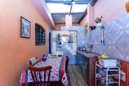 Casa para alugar com 80m², 2 quartos e 1 vagaCozinha