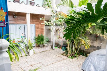 Casa à venda com 250m², 6 quartos e 2 vagasQuintal