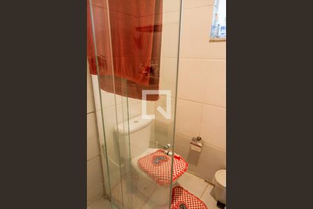 Casa à venda com 250m², 6 quartos e 2 vagasBanheiro 2