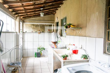 Casa à venda com 250m², 6 quartos e 2 vagasÁrea de Serviço