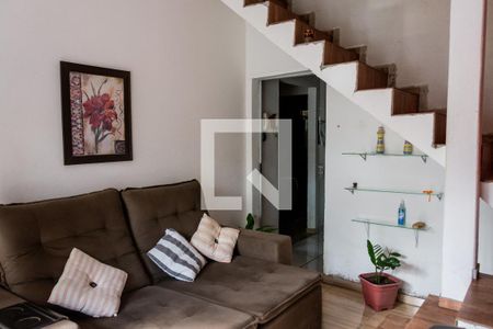 Sala 1 de casa à venda com 6 quartos, 250m² em Bom Jesus, Contagem