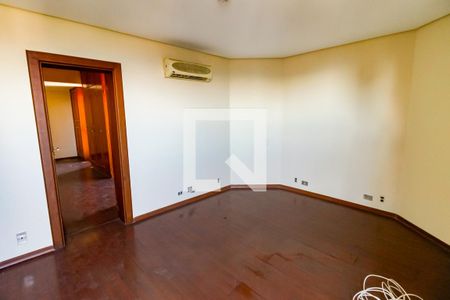 Apartamento à venda com 818m², 4 quartos e 6 vagas Apartamento à venda com 818m², 4 quartos e 6 vagasSuíte 4