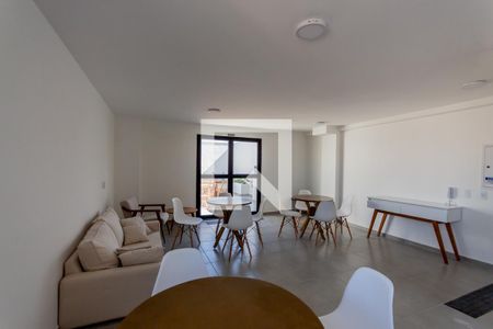 Apartamento para alugar com 40m², 2 quartos e 1 vaga Apartamento para alugar com 40m², 2 quartos e 1 vagaÁrea comum - Salão de festas