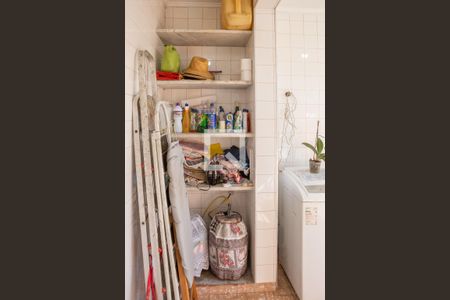 Casa à venda com 300m², 3 quartos e 4 vagasÁrea de Serviço