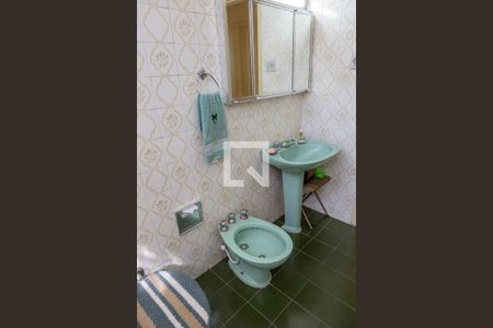 Casa à venda com 300m², 3 quartos e 4 vagasBanheiro Social