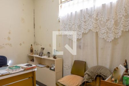 Casa à venda com 300m², 3 quartos e 4 vagasEscritório