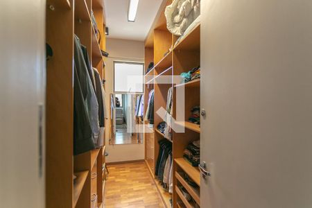 Apartamento à venda com 149m², 3 quartos e 2 vagasCloset da suíte