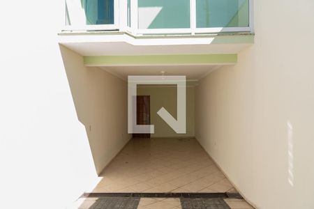 Casa à venda com 122m², 2 quartos e 2 vagas