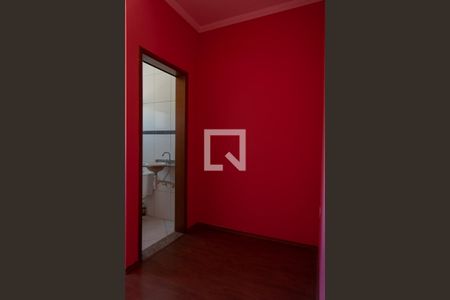 Casa à venda com 122m², 2 quartos e 2 vagas