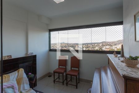 Varanda de apartamento para alugar com 3 quartos, 90m² em Sagrada Família, Belo Horizonte
