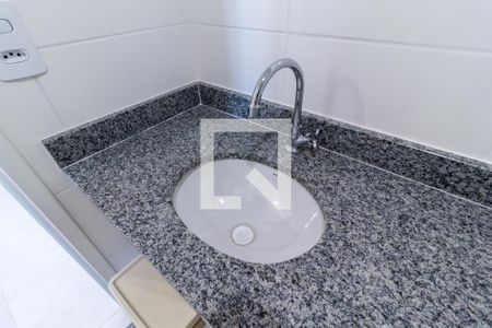 Apartamento para alugar com 34m², 2 quartos e sem vagaBanheiro
