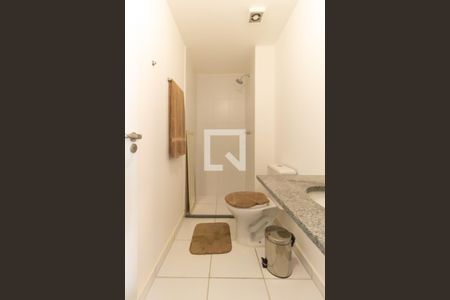 Apartamento para alugar com 59m², 2 quartos e 1 vagaBanheiro 02