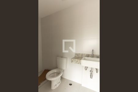 Apartamento à venda com 94m², 2 quartos e 1 vagaBanheiro da Suíte 2