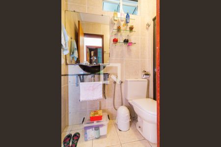 Banheiro de apartamento para alugar com 3 quartos, 66m² em Ana Lúcia, Belo Horizonte