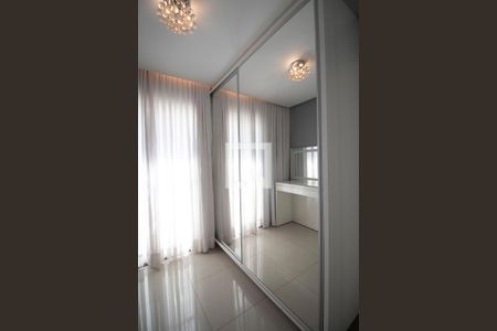 Apartamento para alugar com 84m², 1 quarto e 1 vagaCloset