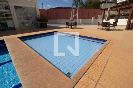 Apartamento para alugar com 84m², 1 quarto e 1 vagaPiscina