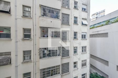 Vista da Sala de apartamento para alugar com 2 quartos, 34m² em Bela Vista, São Paulo