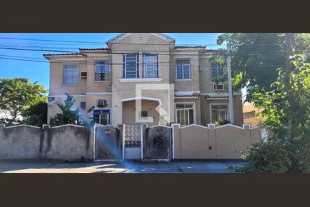 Apartamento para alugar com 120m², 3 quartos e 3 vagasFachada