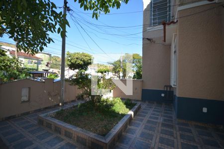 Apartamento para alugar com 120m², 3 quartos e 3 vagasQuintal